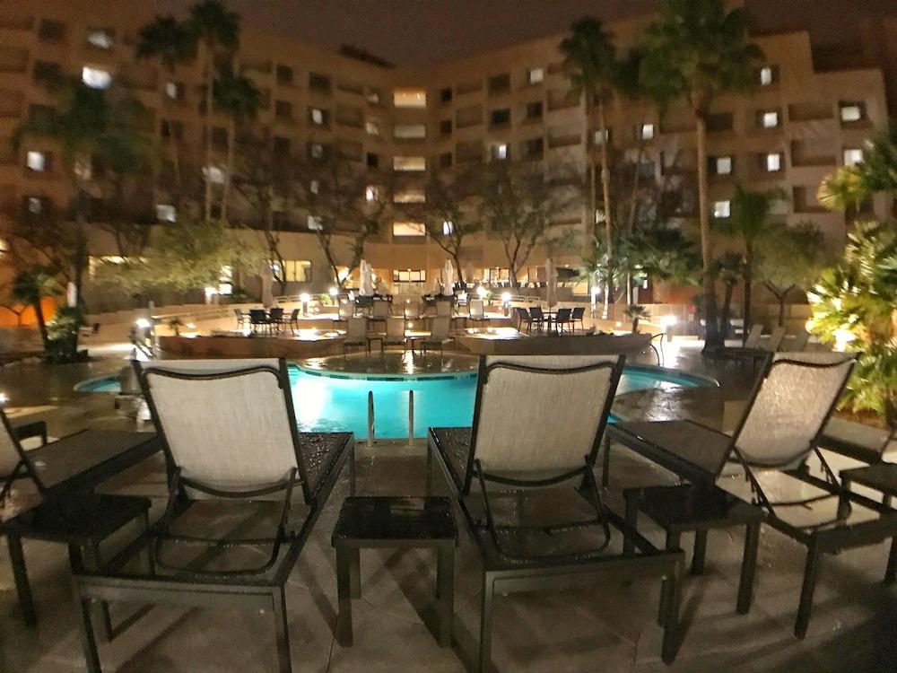 Hilton Tucson East Hotel Exterior foto